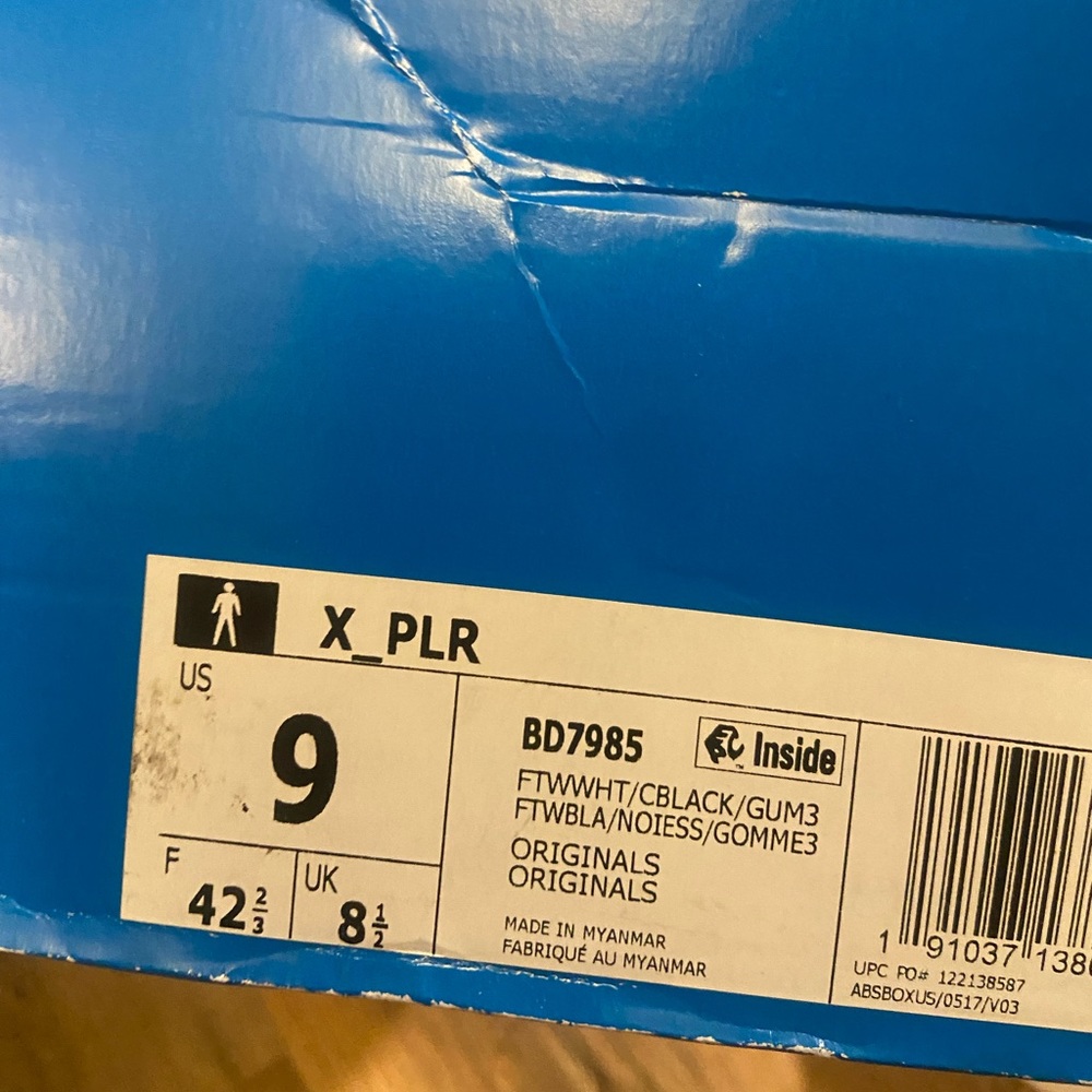 Men’s Adidas size 9